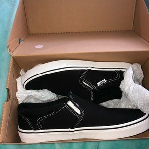 Men’s Black Slip-On Vans